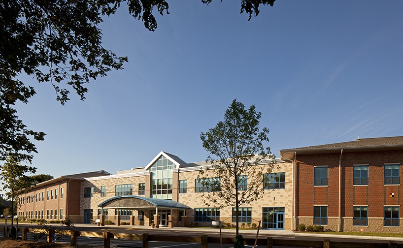 Burlington Memorial Elementary School, Burlington